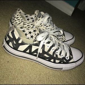 CUSTOM low-top Chuck Taylors Converse